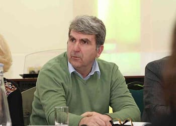 Daut Dauti për LobiPress: Politikat e zhvilluara në Tiranë, po dëmtojnë Kosovën e po favorizojnë Serbinë