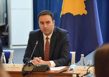 Konjufca: Lista Serbe në mënyrë të hapur po e shantazhon Kuvendin